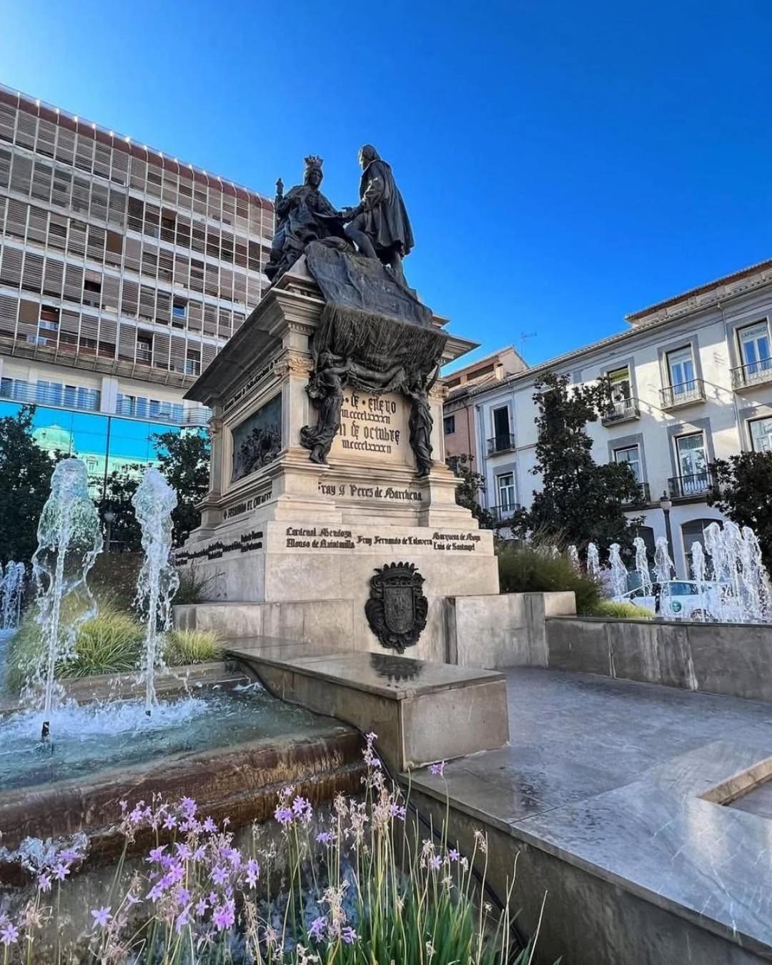 Home Suites Center Granada 2 Экстерьер фото